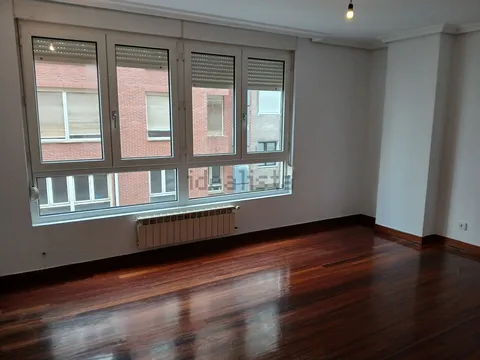 Piso de 70 m² en Santander