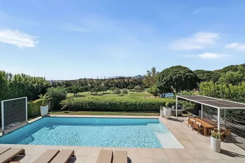 Haus 443 m² in Marbella