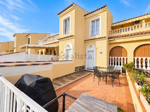 Casa de 77 m² en Santa Pola