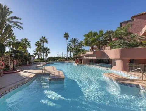 Pis de 278 m² a Estepona