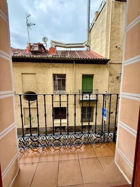 Wohnung 103 m² in Madrid