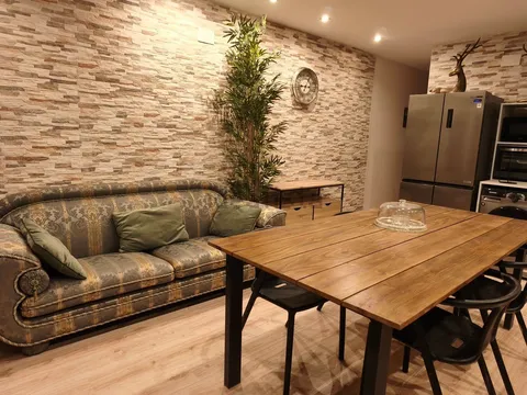 Habitació de lloguer, Lleó