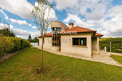 Casa 425 m² a Vigo