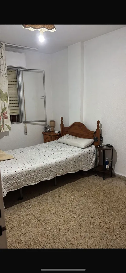 Room for rent, Málaga (3/8)