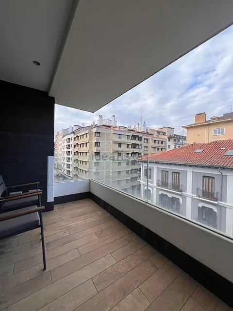 Pis de 114 m² a Pamplona