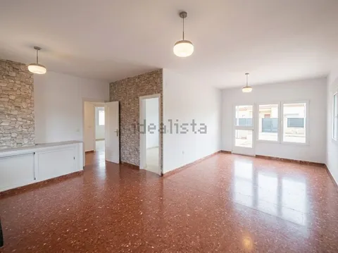 House 139 m² in Sanlúcar la Mayor