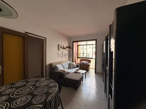 Room for rent, Barcelona (2/5)