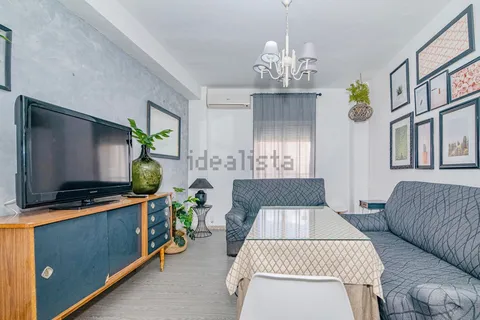 Apartamento 95 m² em Loja (3/22)