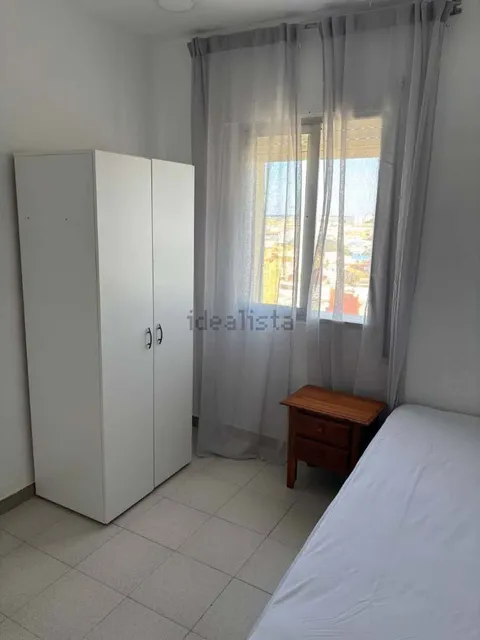 Quarto para alugar, La Línea de la Concepción (4/10)