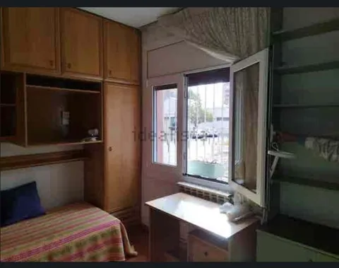 Habitació de lloguer, Barcelona (2/5)