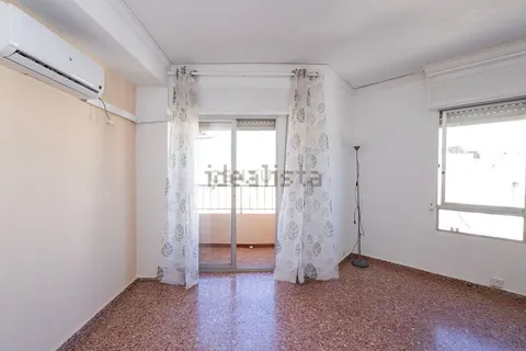 Pis de 75 m² a Oliva