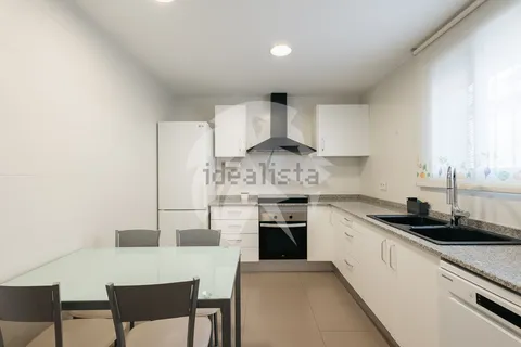 Haus 145 m² in la Pobla de Vallbona