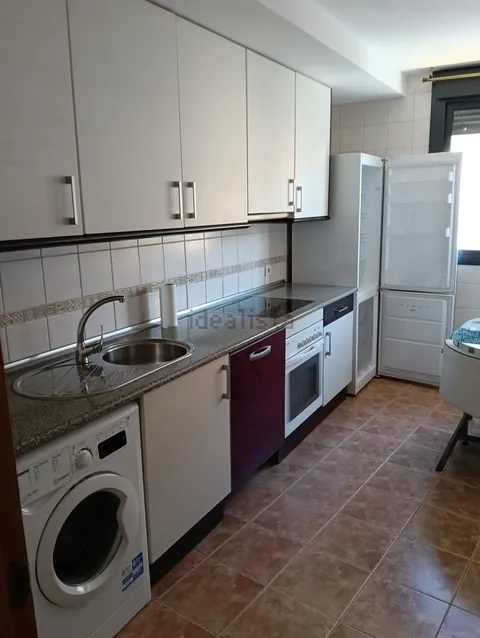 Appartement 75 m² à La Puebla de Alfindén