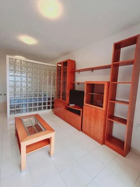 Pis de 40 m² a Vícar (4/14)