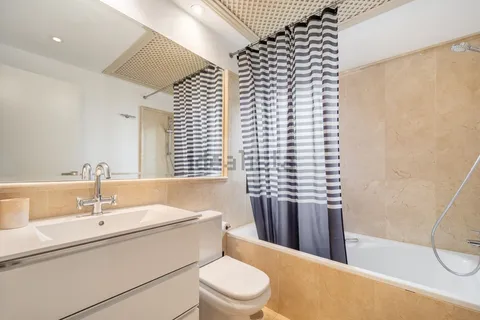 Casa 411 m² a Estepona