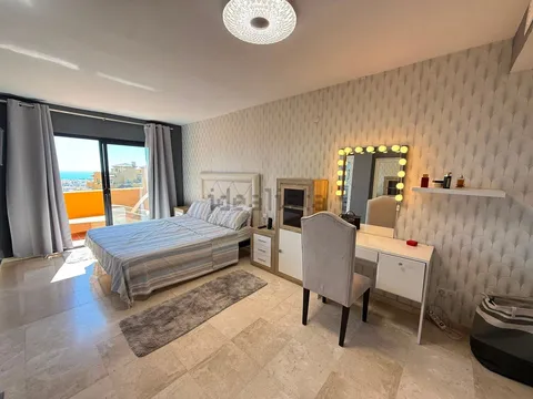Pis de 250 m² a Estepona