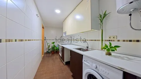 Habitació de lloguer, Alovera