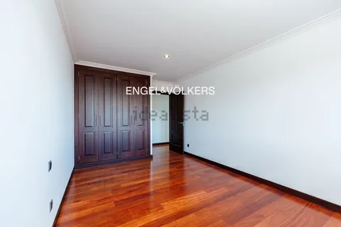 Casa 425 m² a Vigo
