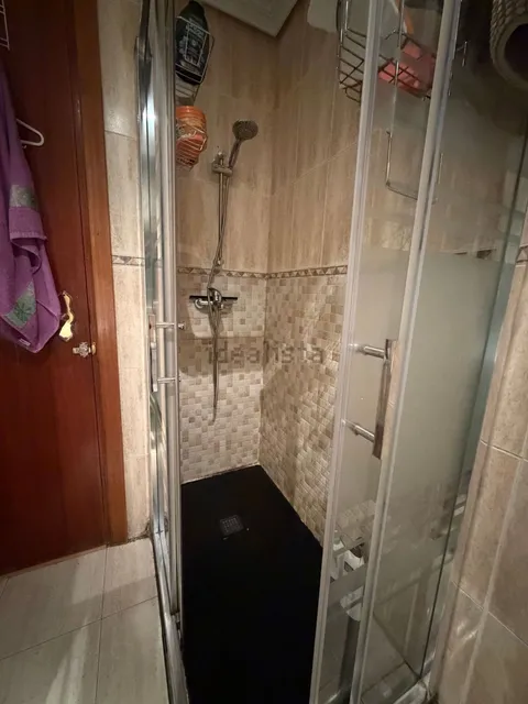 Кімната в оренду, Madrid