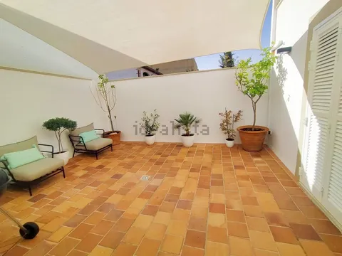 Casa de 350 m² en Consell