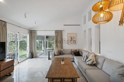 Haus 280 m² in Marbella