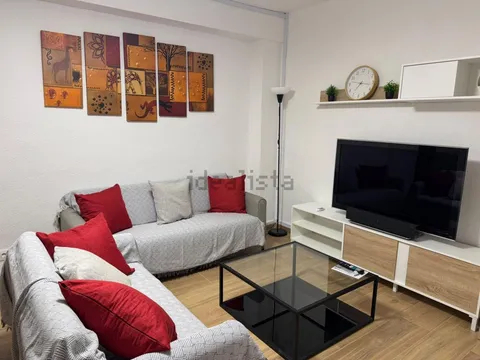 Flat 90 m² in Granada