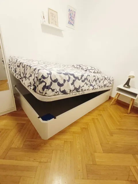 Кімната в оренду, Барселона