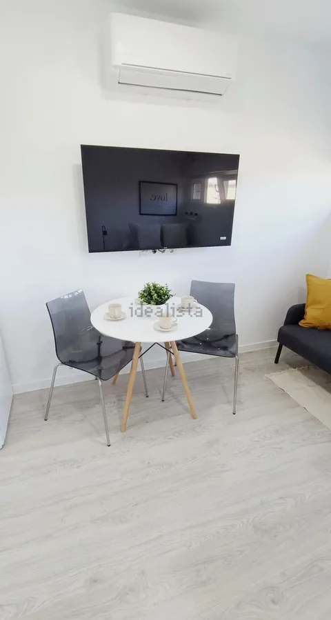 Flat 29 m² in Madrid (2/6)