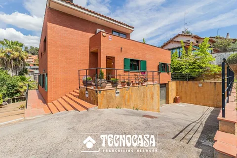 Будинок 471 м² у Sant Cugat del Vallès