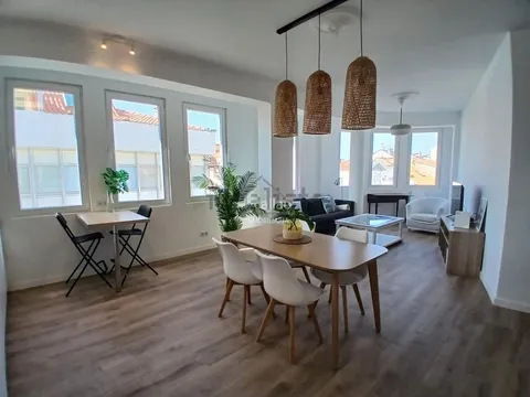 Appartement 81 m² à Ares