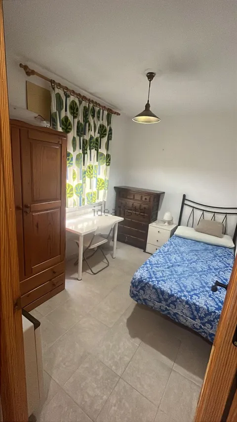 Habitació de lloguer, Còrdova (3/4)