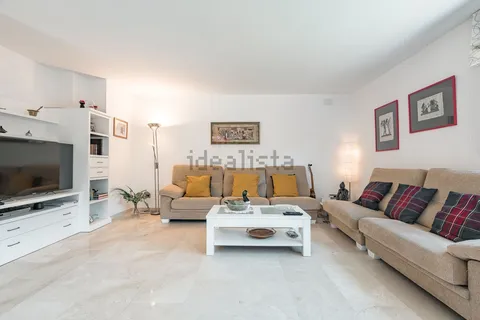 Casa de 228 m² a Sant Just Desvern