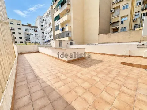 Pis de 84 m² a València