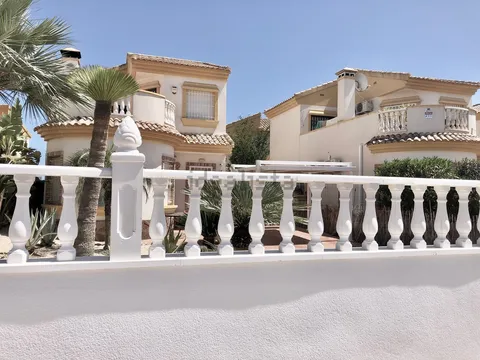 Casa de 100 m² a Torrevella