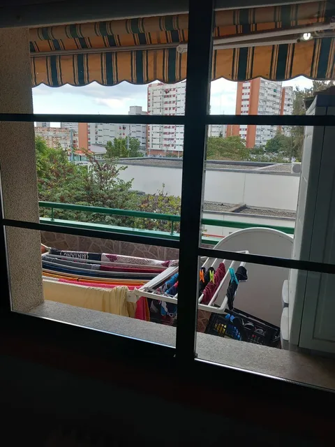 Habitació de lloguer, Montcada i Reixac (2/2)