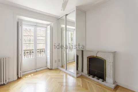 Wohnung 140 m² in Madrid