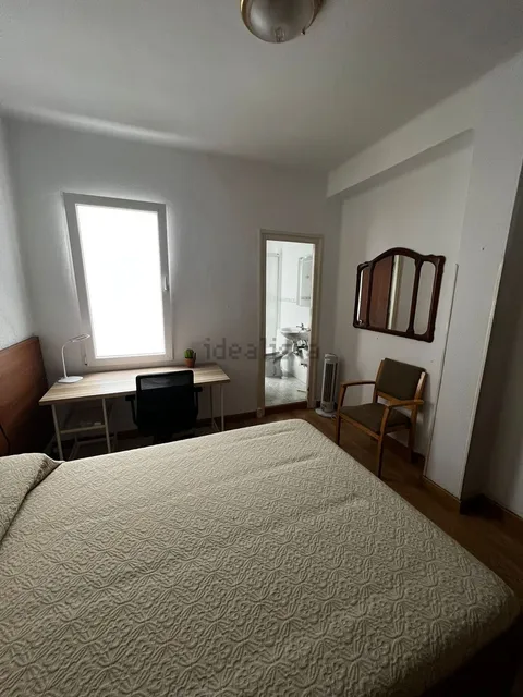 Chambre à louer, Oviède