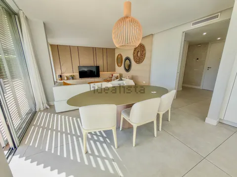 Appartamento 412 m² a Estepona