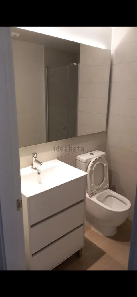Habitació de lloguer, Madrid (2/5)