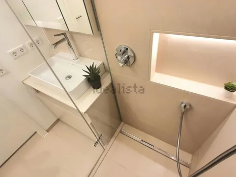 Appartement 99 m² à Valence