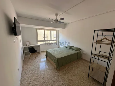 Chambre à louer, Castelló de la Plana / Castellón de la Plana (2/4)