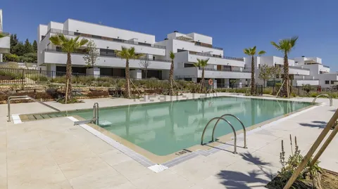 Flat 96 m² in Estepona (2/21)