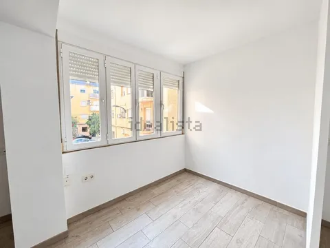 Pis de 80 m² a Granada (4/18)