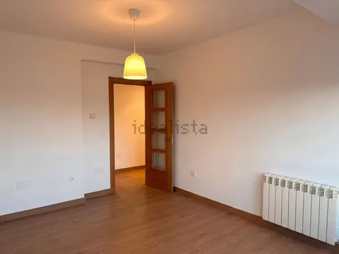 Pis de 72 m² a Lleó (2/11)