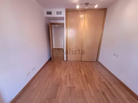 Appartamento 75 m² a La Puebla de Alfindén (4/28)