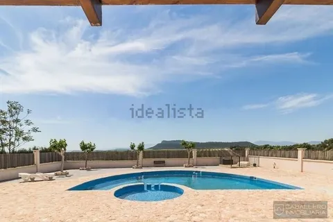 Maison 150 m² à Mula