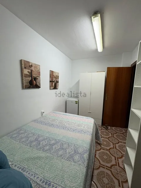 Habitació de lloguer, Cornellà de Llobregat (3/5)