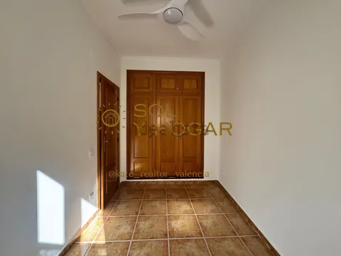 Pis de 78 m² a València