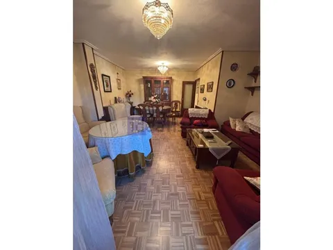 Appartamento 130 m² a Cáceres