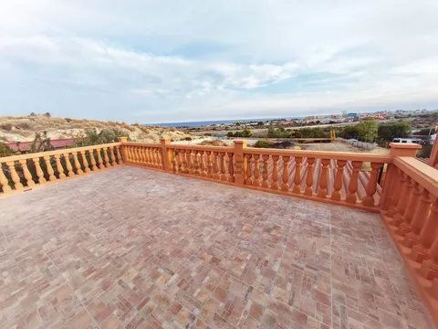 Casa de 100 m² a el Campello (3/23)